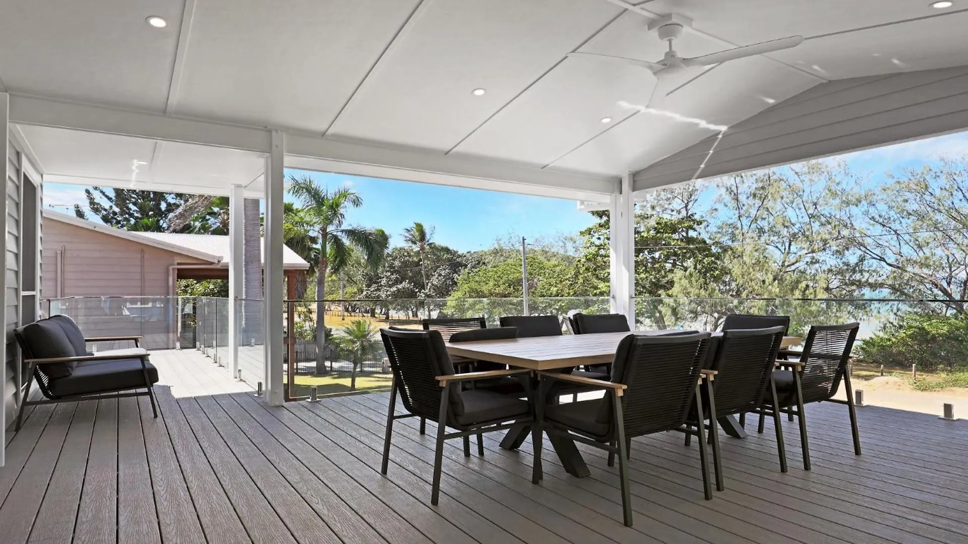 Paradise Beach House Arcadia Australie
