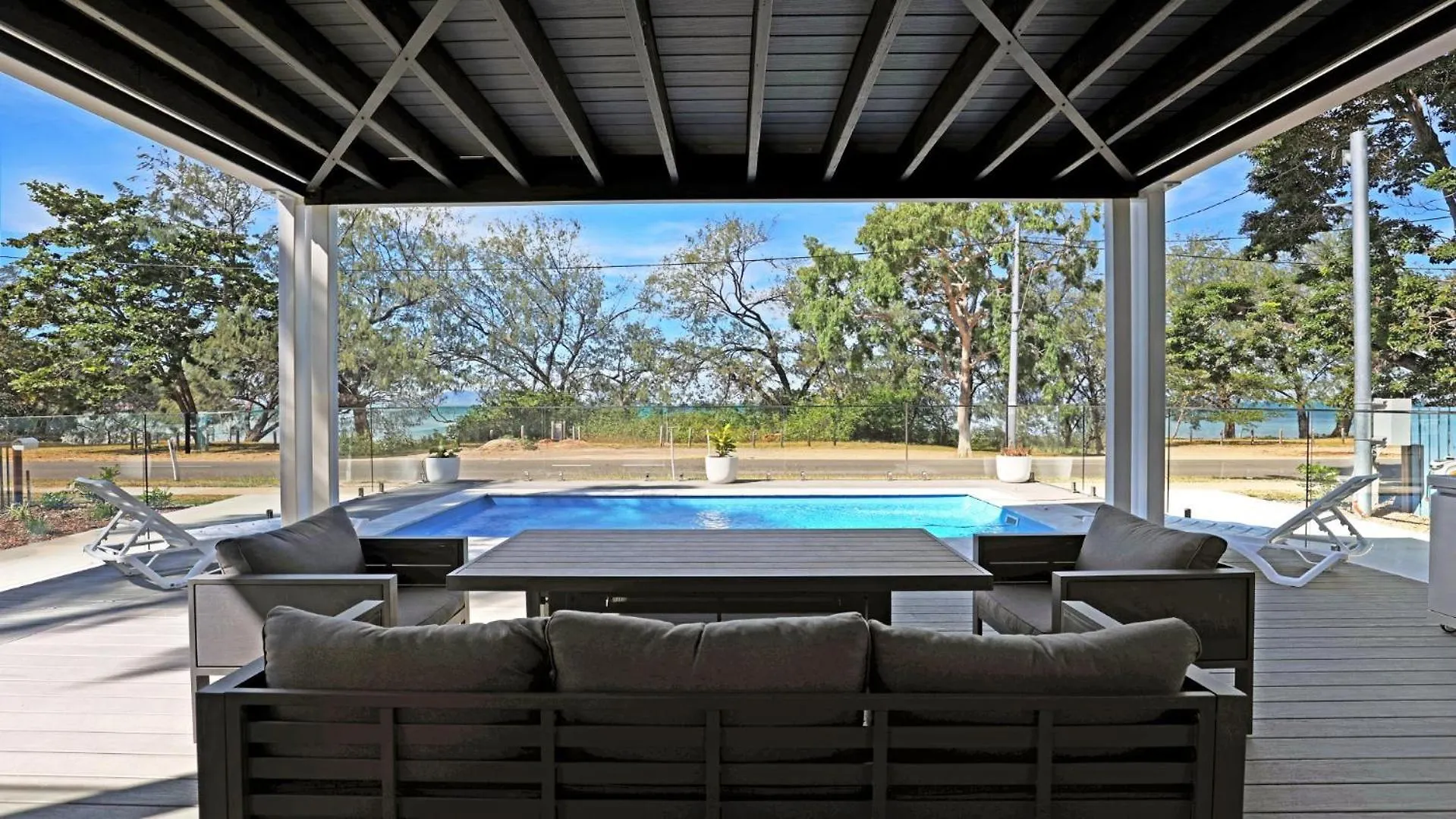 Paradise Beach House Arcadia